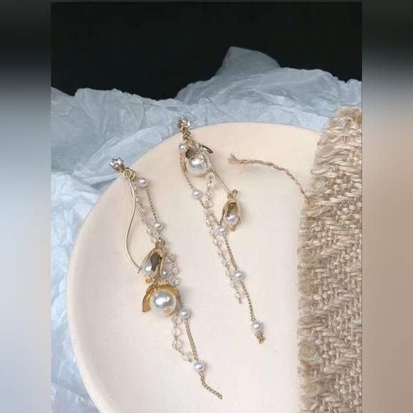 Gold-plated Crystal Pearl drop earrings with silver post BOGO - Picture 12 of 15